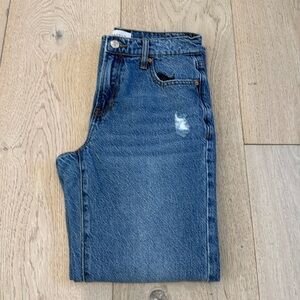 PacSun 90’s Straight Distressed Jeans in Size 25